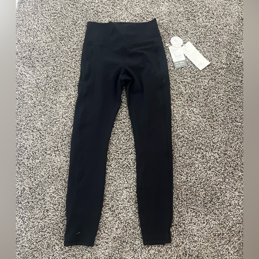 Vuori Studio Pocket Legging NWT Size S